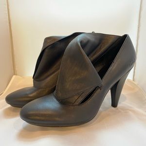 Coach Alexandria Black Leather Bootie Size 10